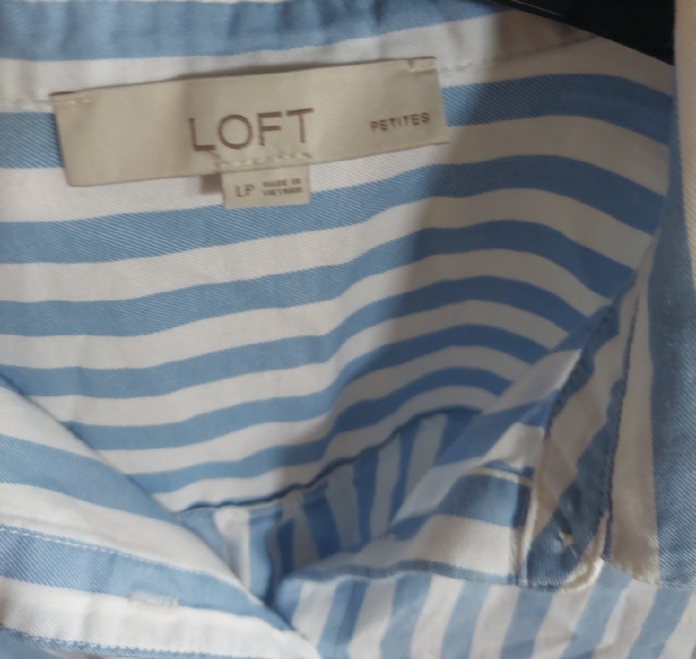 LOFT Blue and White Casual Button Down Shirt - Picture 3 of 6